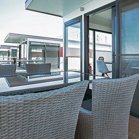 Geiseltalsee Hausboot - Floating House - Hausboot Junior Braunsbedra Exterior photo
